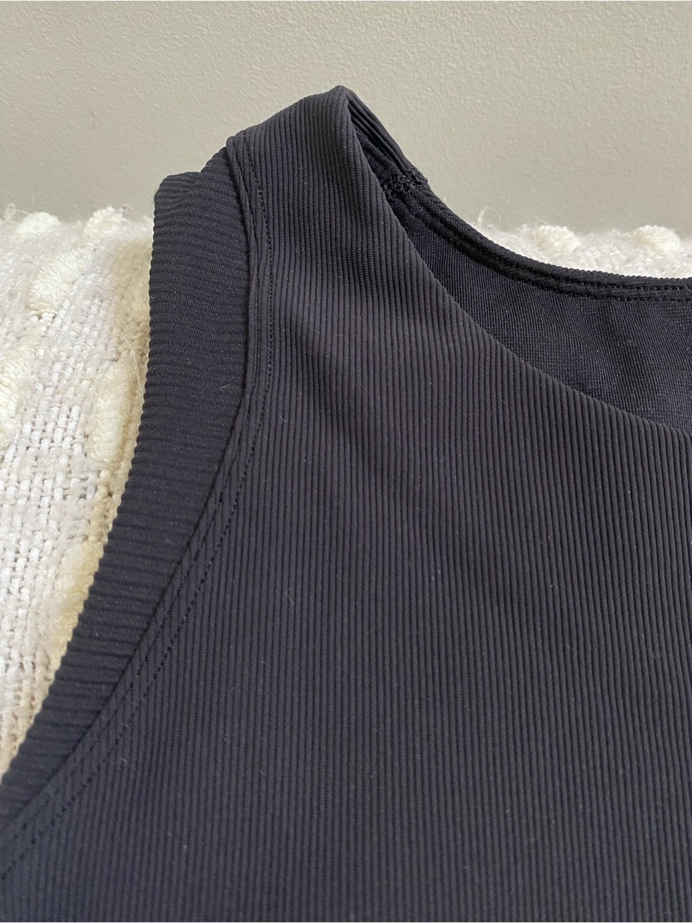 {Lululemon} Ribbed Cropped Tank - Picture 3 of 5